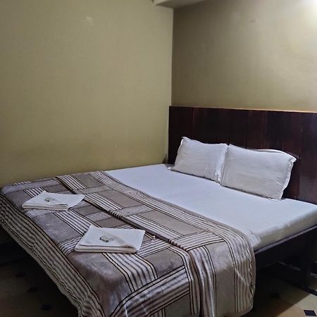 Hotel Caveri Comfort Inn Madikeri Zewnętrze zdjęcie