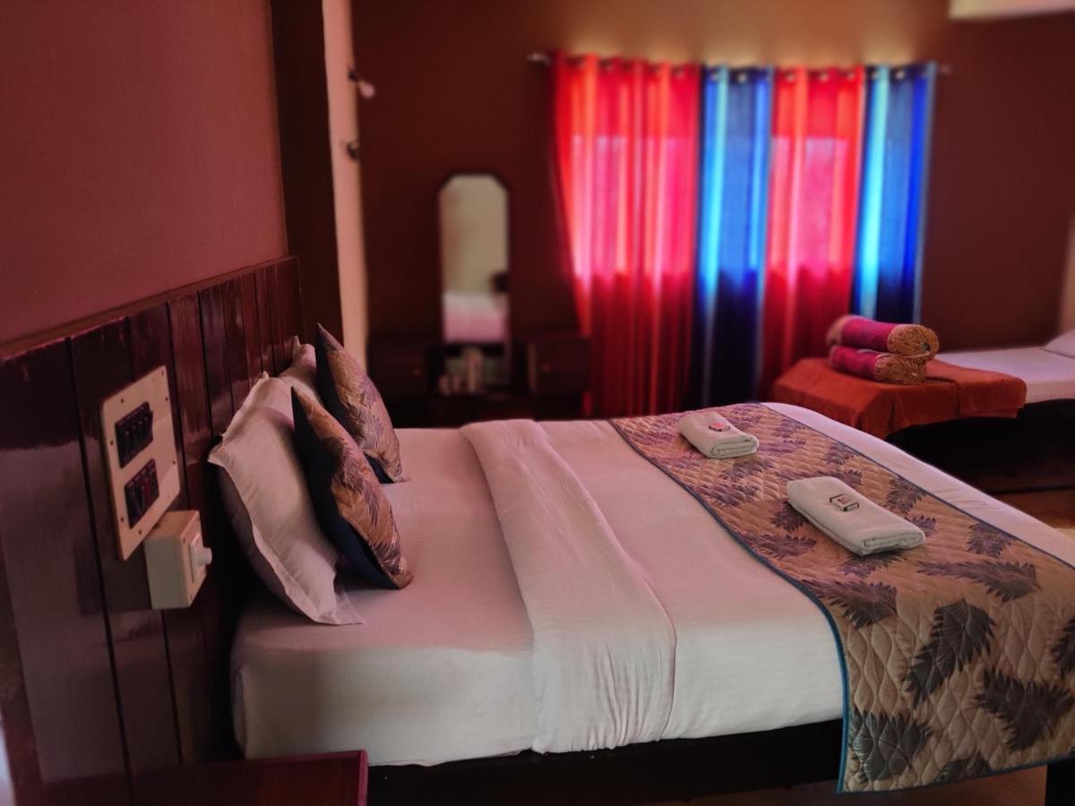 Hotel Caveri Comfort Inn Madikeri Zewnętrze zdjęcie