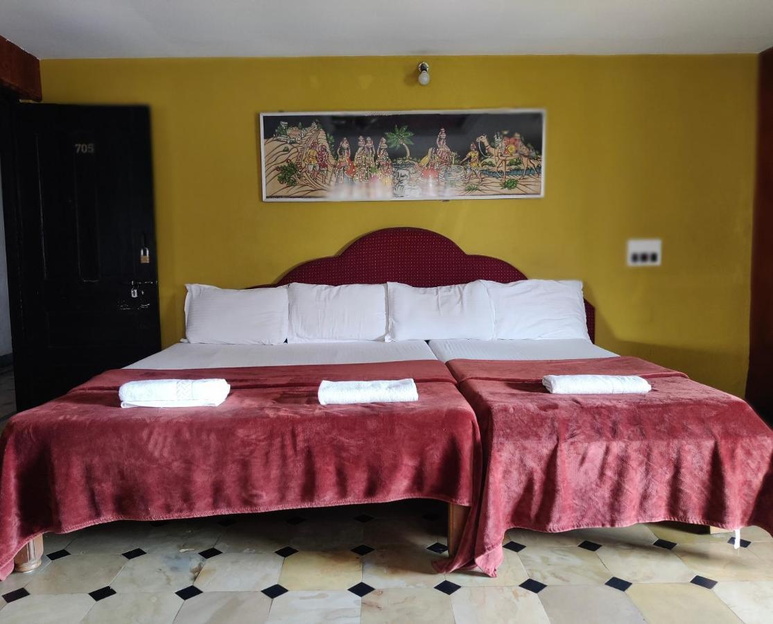 Hotel Caveri Comfort Inn Madikeri Zewnętrze zdjęcie