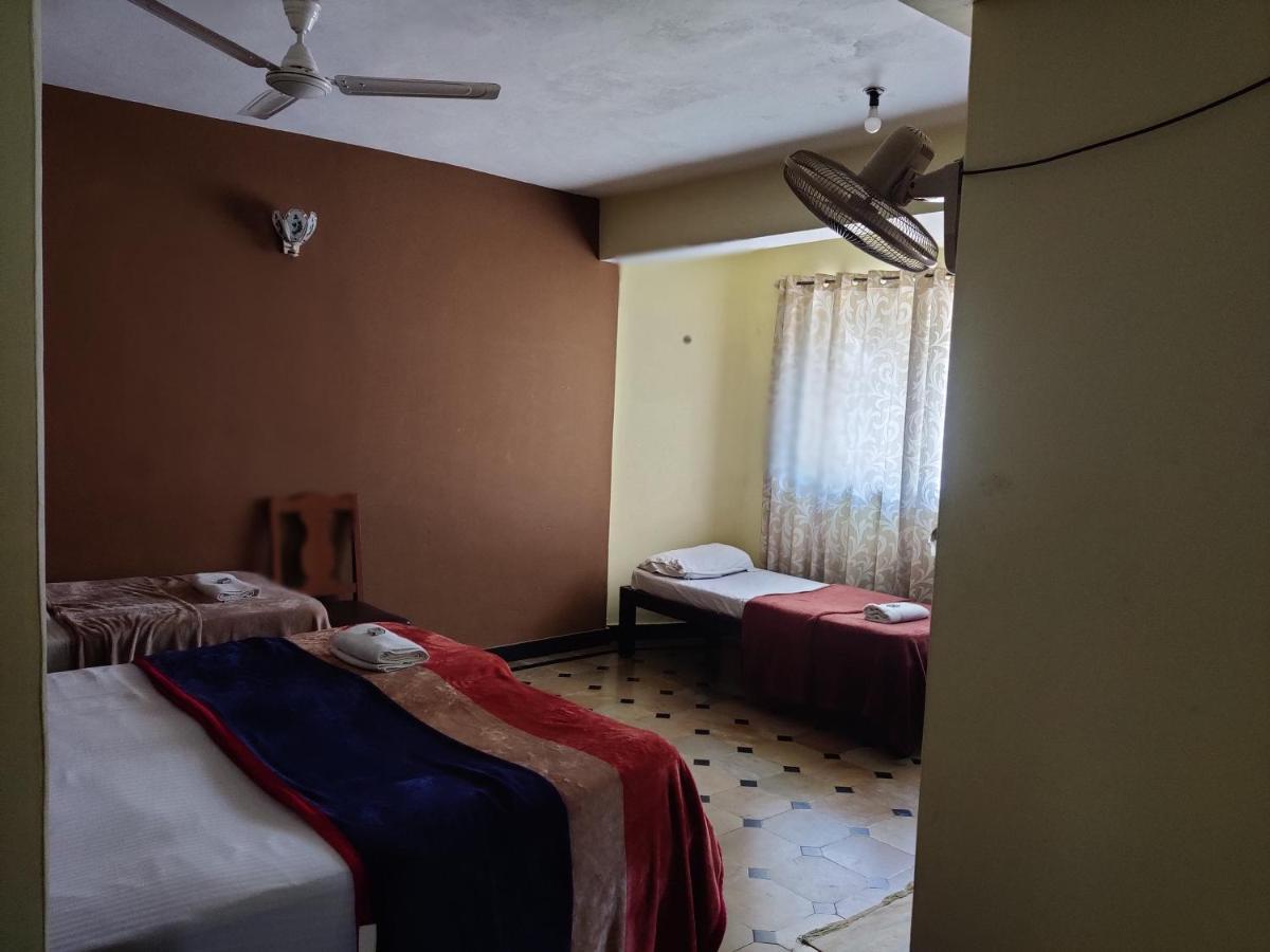 Hotel Caveri Comfort Inn Madikeri Zewnętrze zdjęcie