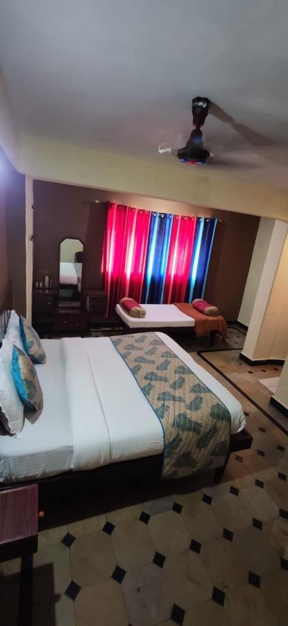 Hotel Caveri Comfort Inn Madikeri Zewnętrze zdjęcie